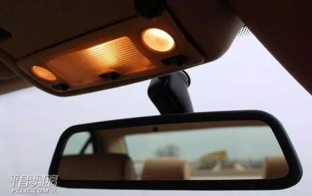 095306j00jnm1nvxbv111u.jpg