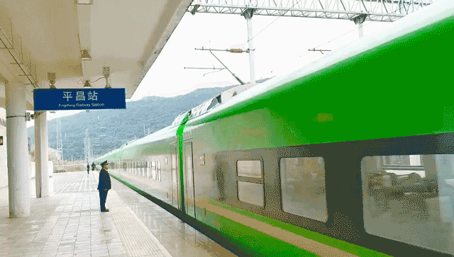 8a9e78b5e4802a27e0067f38cfdff170_4.gif